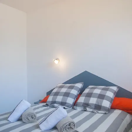 Amaya Modern & Peaceful 2 *